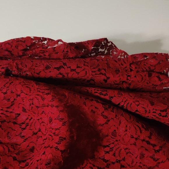 Red lace peasant top - Picture 2 of 3